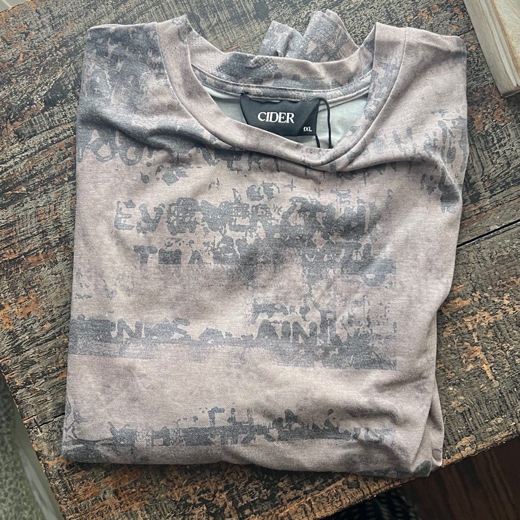 Nwt Cider Vintage Inspired Long Sleeve Top With Side Ruching In Gray/Taupe 1x — image 8 of 8